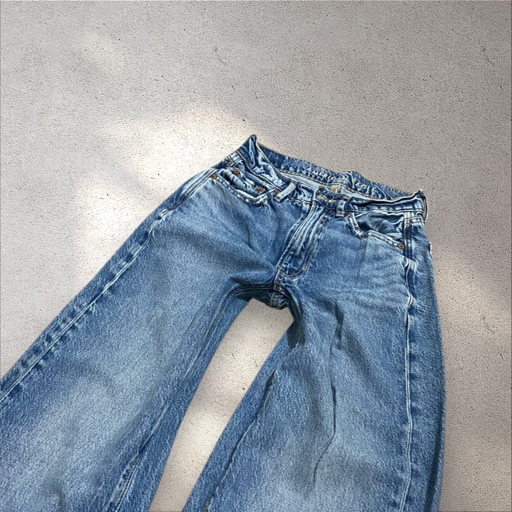 American Eagle Outfitters Super High Rise Baggy Wide Leg Jeans - Picture 4 of 7